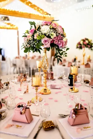 Décoration de table élégante pour un mariage aux Lauriers de la Bastide